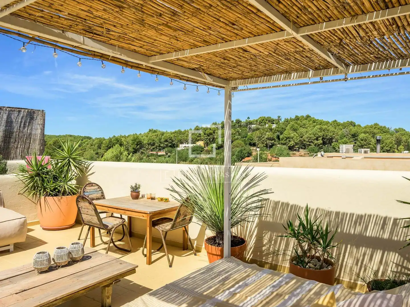 Wohnung mit Terrasse zum Verkauf in Santa Gertrudis