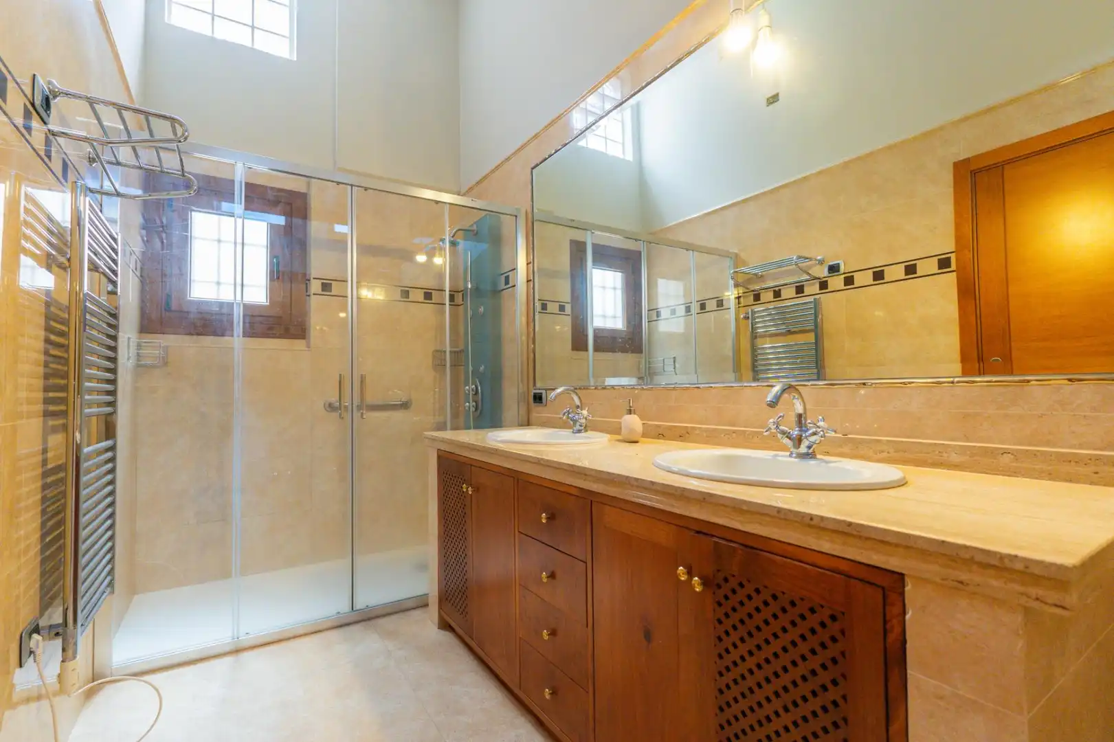 Detached house with pool for sale in Las Cuevas - Los Gómez, imagen 26