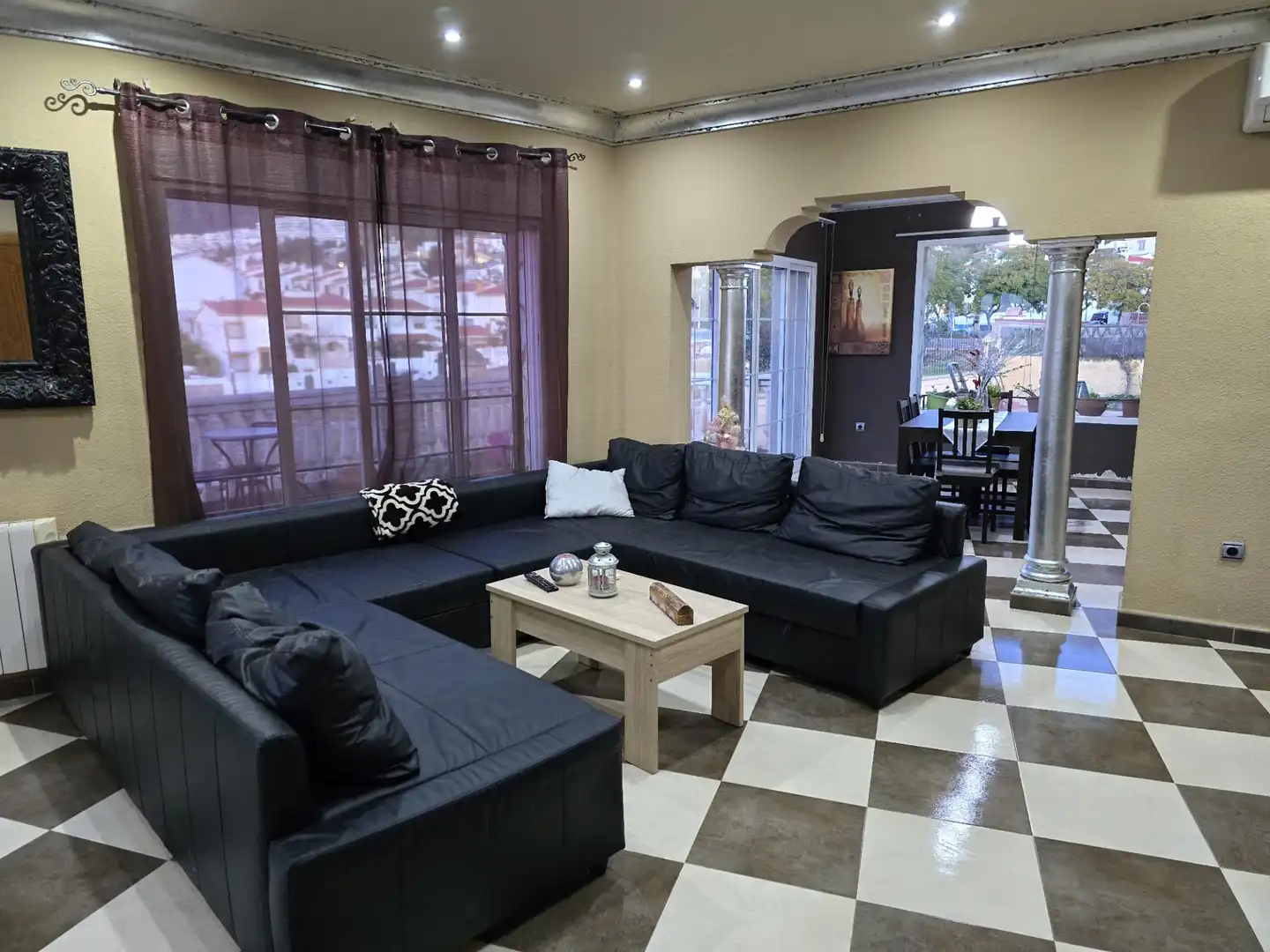 Sala de estar de Casa o chalet en venta en Benalmádena con Aire acondicionado, Jardín privado y Terraza