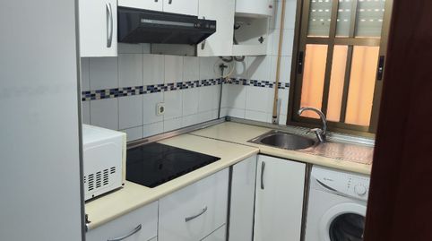 Foto 2 de Piso de alquiler en Calle Marqués de Montemar, El Industrial, Melilla Capital