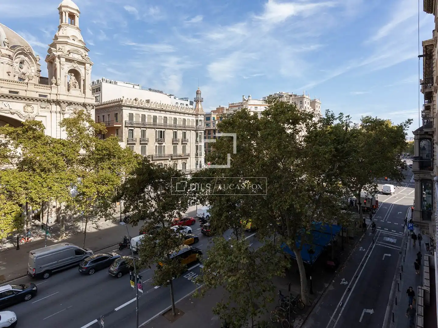 Exterior view of Flat for sale in Barcelona  with Air Conditioner, Heating and Parquet flooring