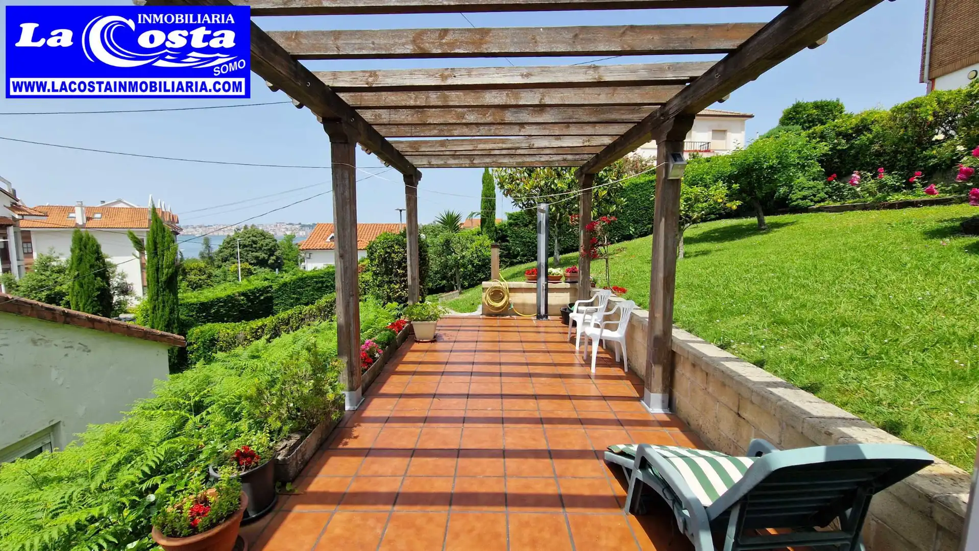 Terrace of Detached homes for sale in Marina de Cudeyo  with Private garden, Terrace and Oven