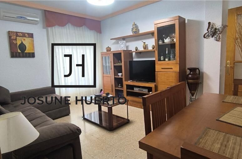 Living room of Flat for sale in Zalamea de la Serena  with Air Conditioner, Furnished and Balcony