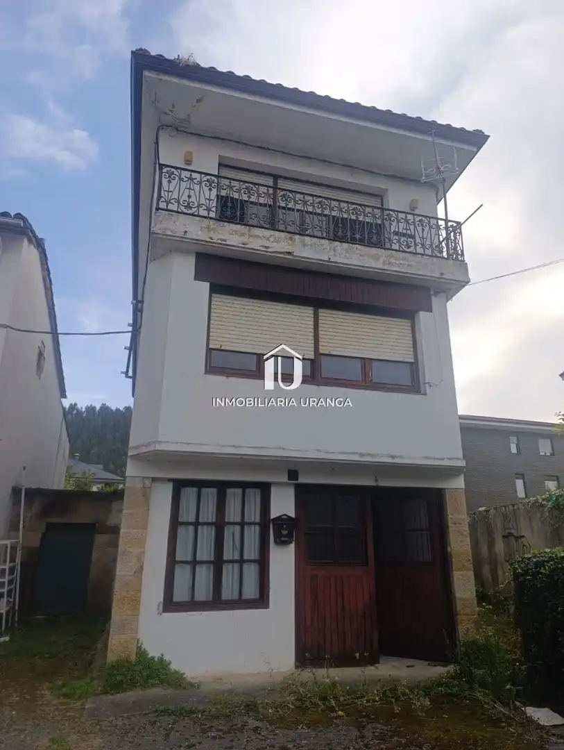Vista exterior de Casa o chalet en venta en Guriezo con Calefacción