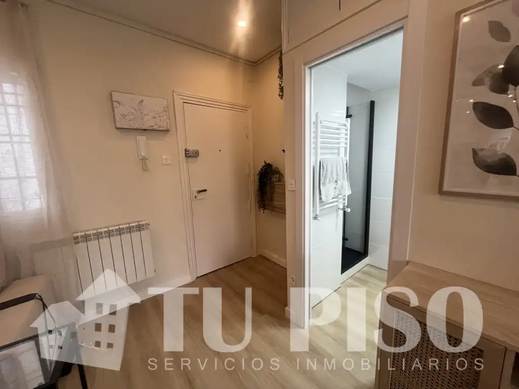 Piso en venta en Madrid con Aire acondicionado, Calefacción y Amueblado