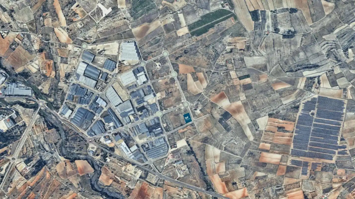 Terreno industrial en venta en L'Olleria, Valencia
