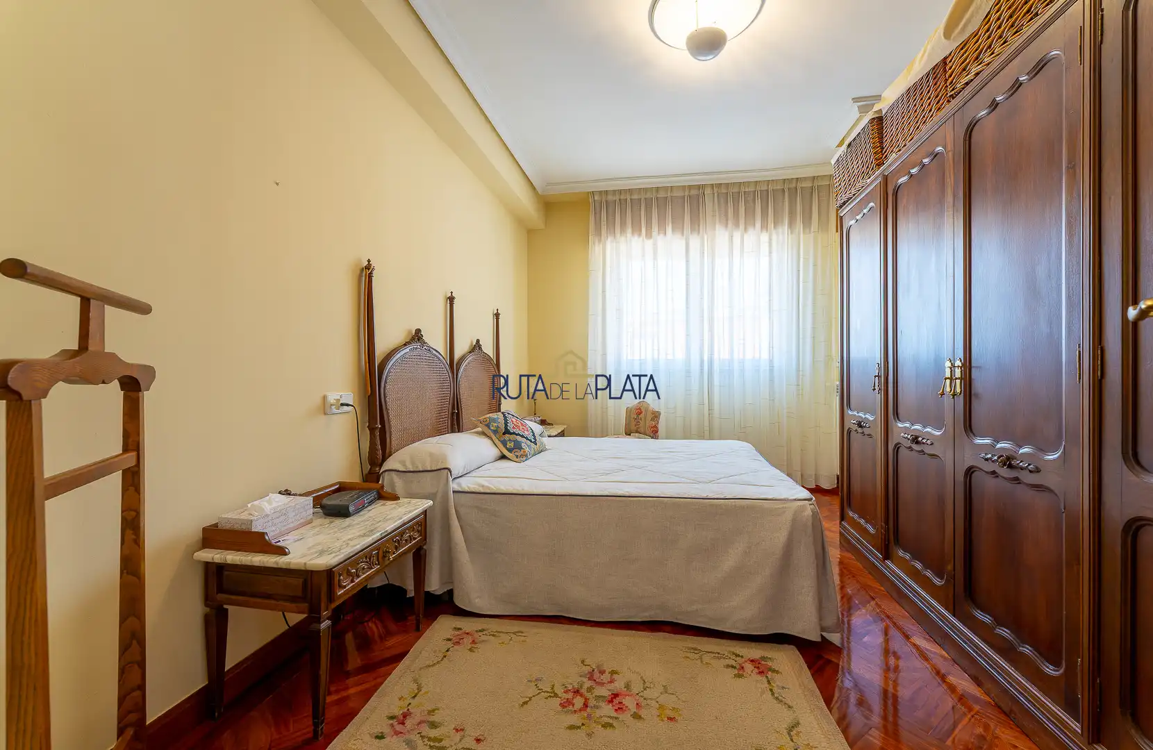 Bedroom of Attic for sale in Zamora Capital   with Air Conditioner, Heating and Parquet flooring