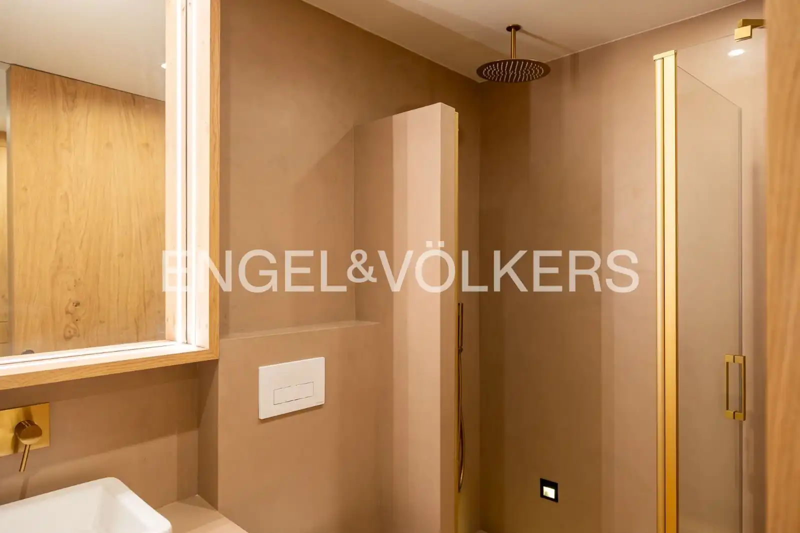 Baño de Piso en venta en Barcelona con Aire acondicionado, Calefacción y Parquet