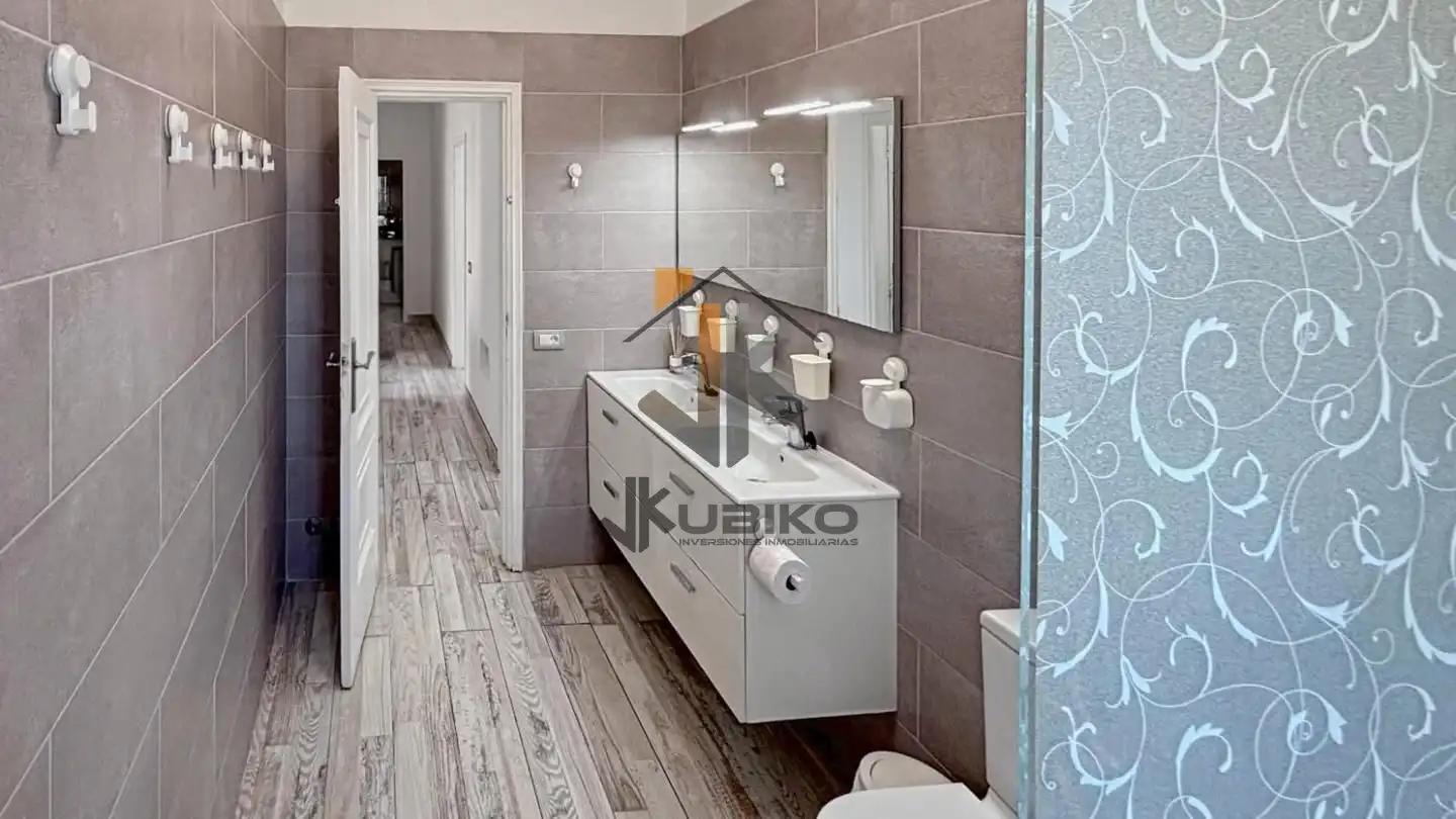 Bathroom of Houses for sale in Arafo  with Air Conditioner, Private garden and Terrace
