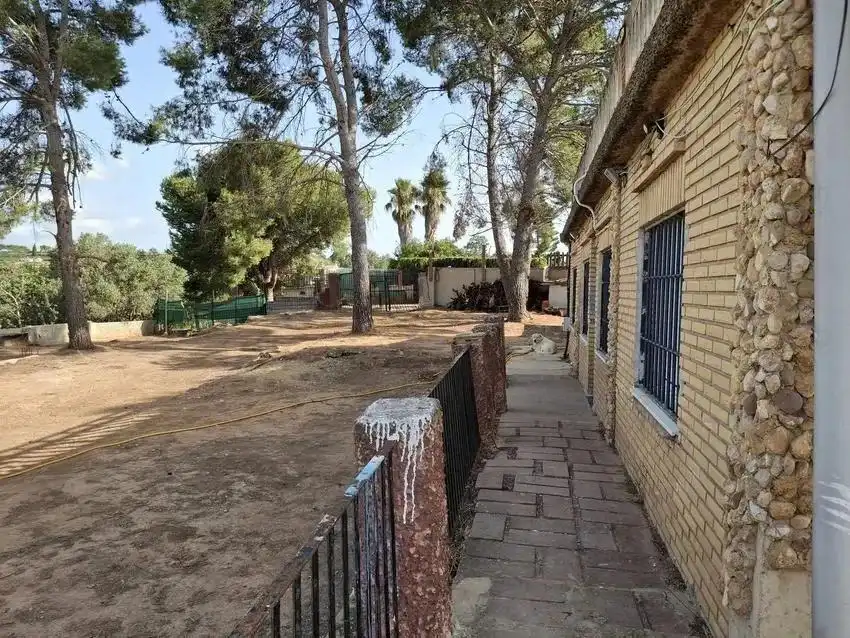 Jardín de Casa o chalet en venta en Torrent con Aire acondicionado, Jardín privado y Terraza