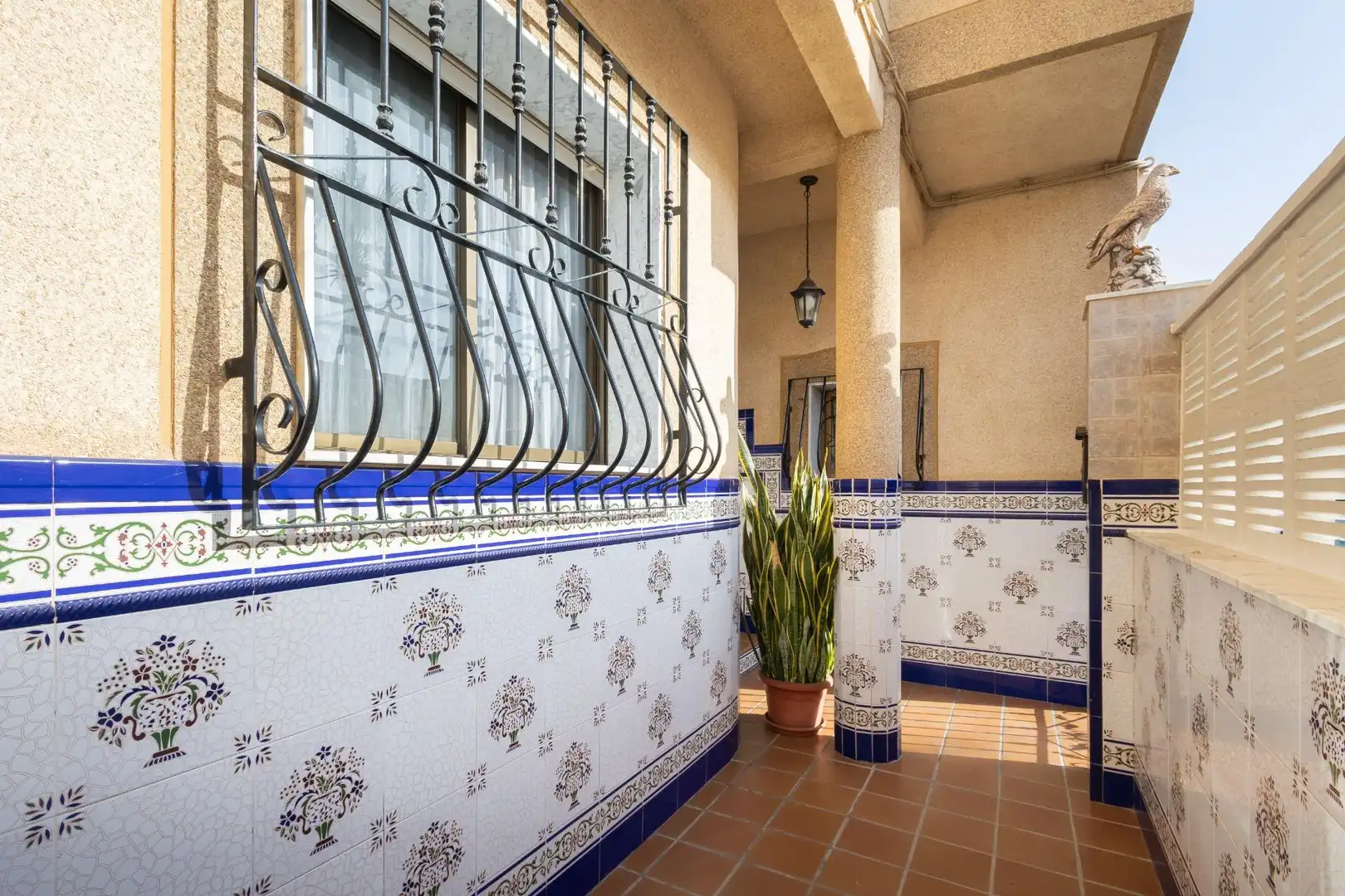 Casa adosada en venda en Roquetas de Mar amb Aire condicionat, Terrassa i Balcó