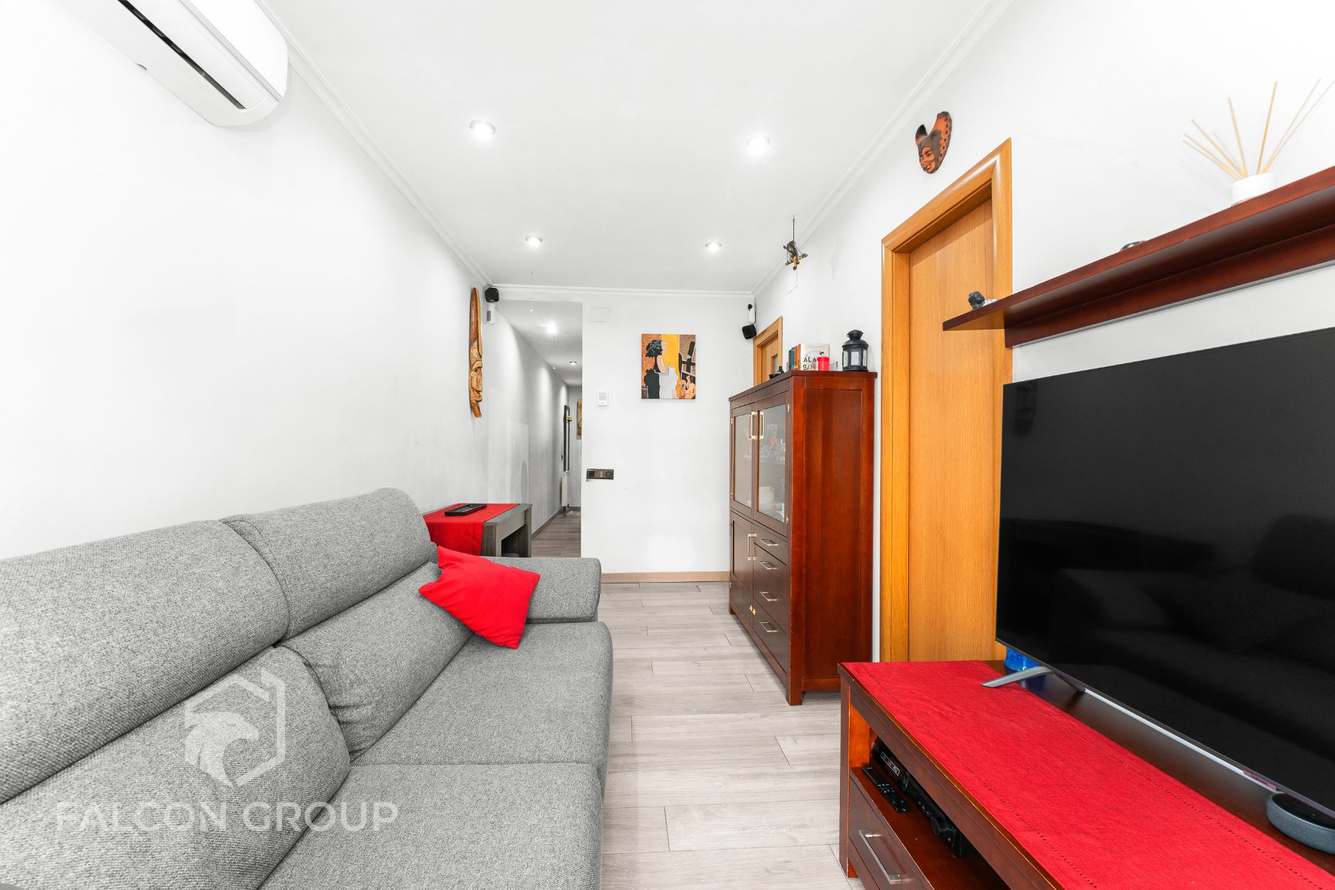 Sala d'estar de Pis en venda en  Barcelona Capital amb Moblat i Balcó