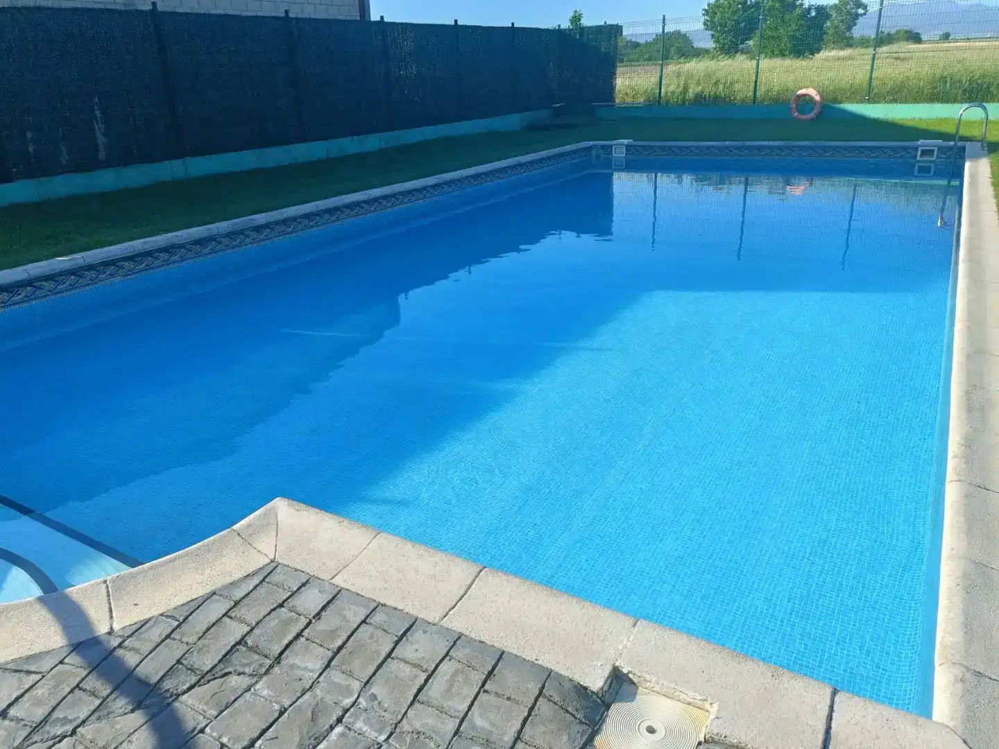 Piscina de Piso en venta en Castañares de Rioja, La Rioja