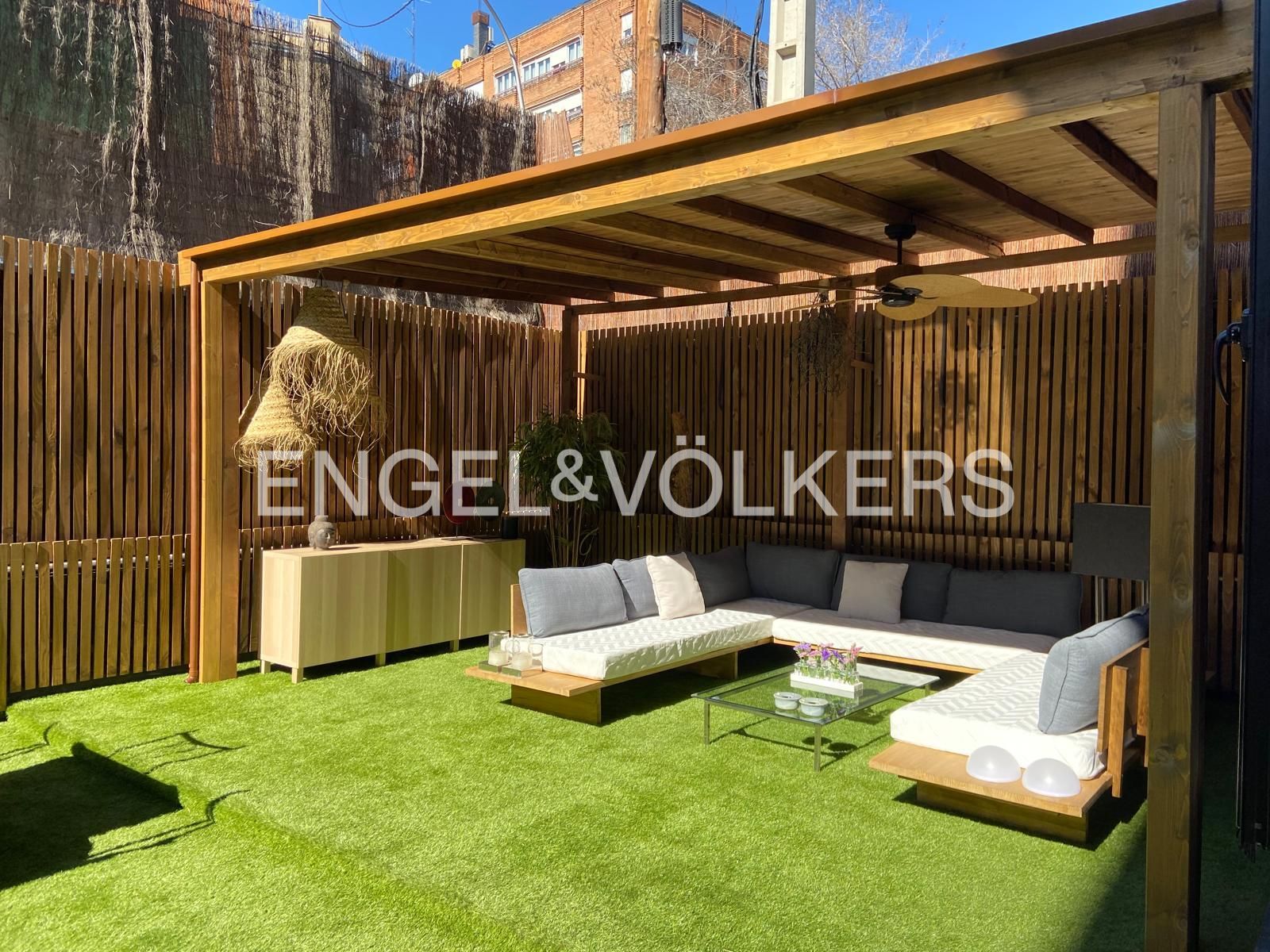 Terrace of Flat for sale in  Madrid Capital  with Air Conditioner, Heating and Terrace