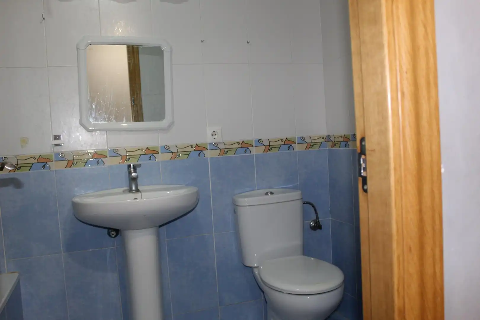 Baño de Piso en venta en Onda con Aire acondicionado y Balcón