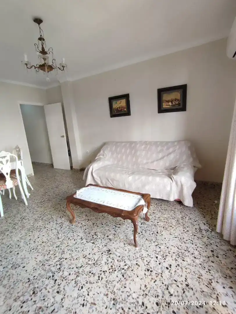 Living room of Flat for sale in Herrera  with Air Conditioner, Furnished and Oven