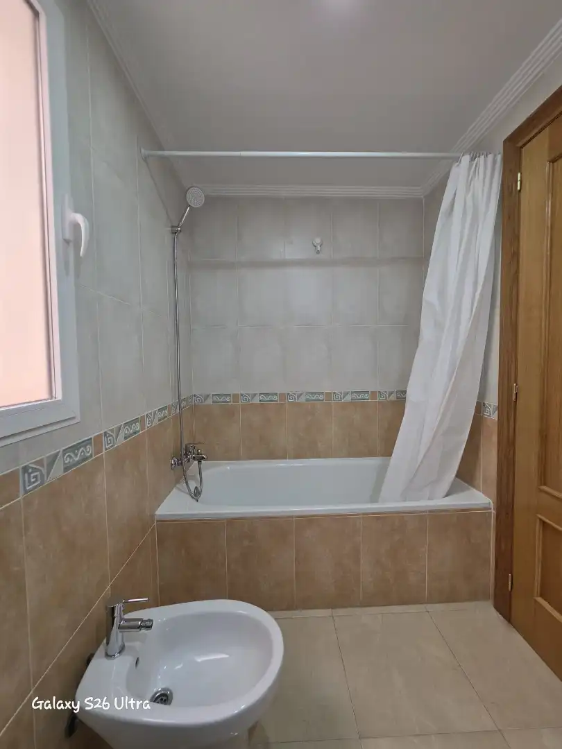 Bathroom of Flat for rent in Almoradí  with Air Conditioner, Terrace and Storage room