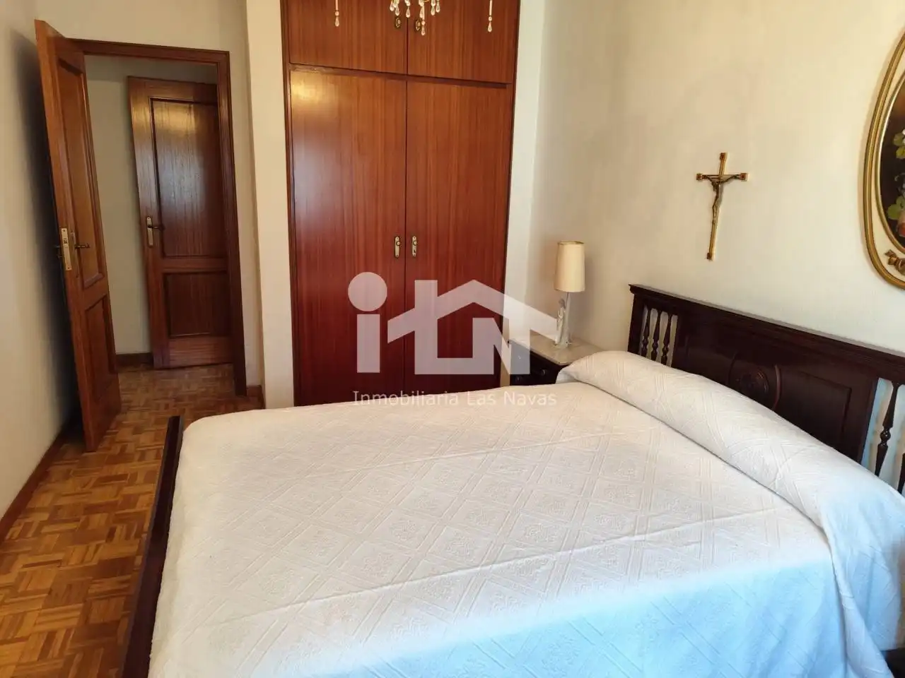 Habitación de Piso en venta en Las Navas del Marqués  con Calefacción, Parquet y Terraza