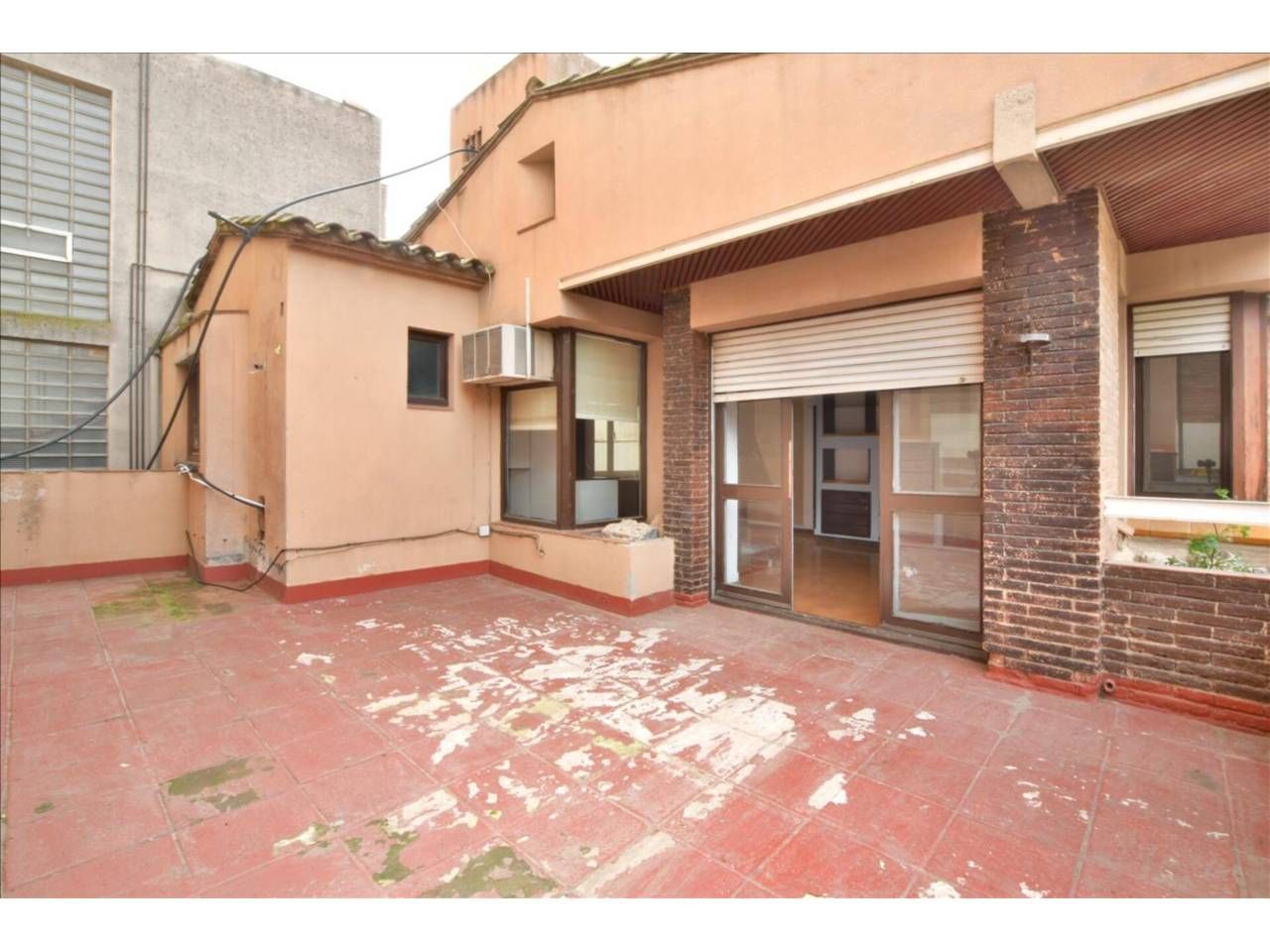 Vista exterior de Dúplex en venda en Terrassa amb Terrassa