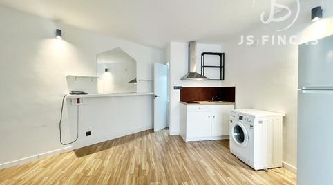 Foto 3 de Pis en venda a Carrer de Josep Serrano, 29, Can Baró, Barcelona