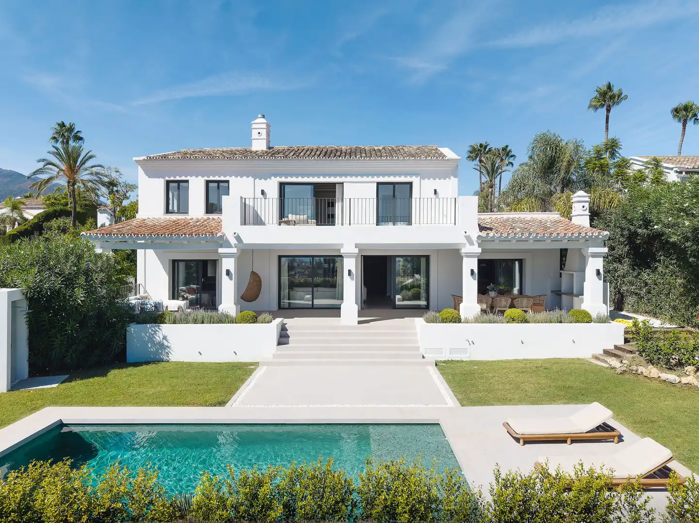 Chalet con piscina en venta en Nueva Andalucía, imagen 5