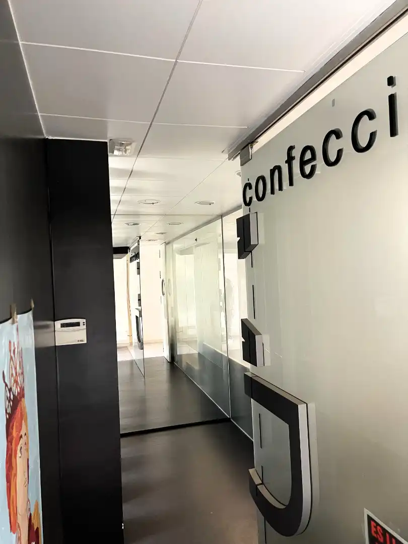 Business premises for sale in Olot, imagen 6
