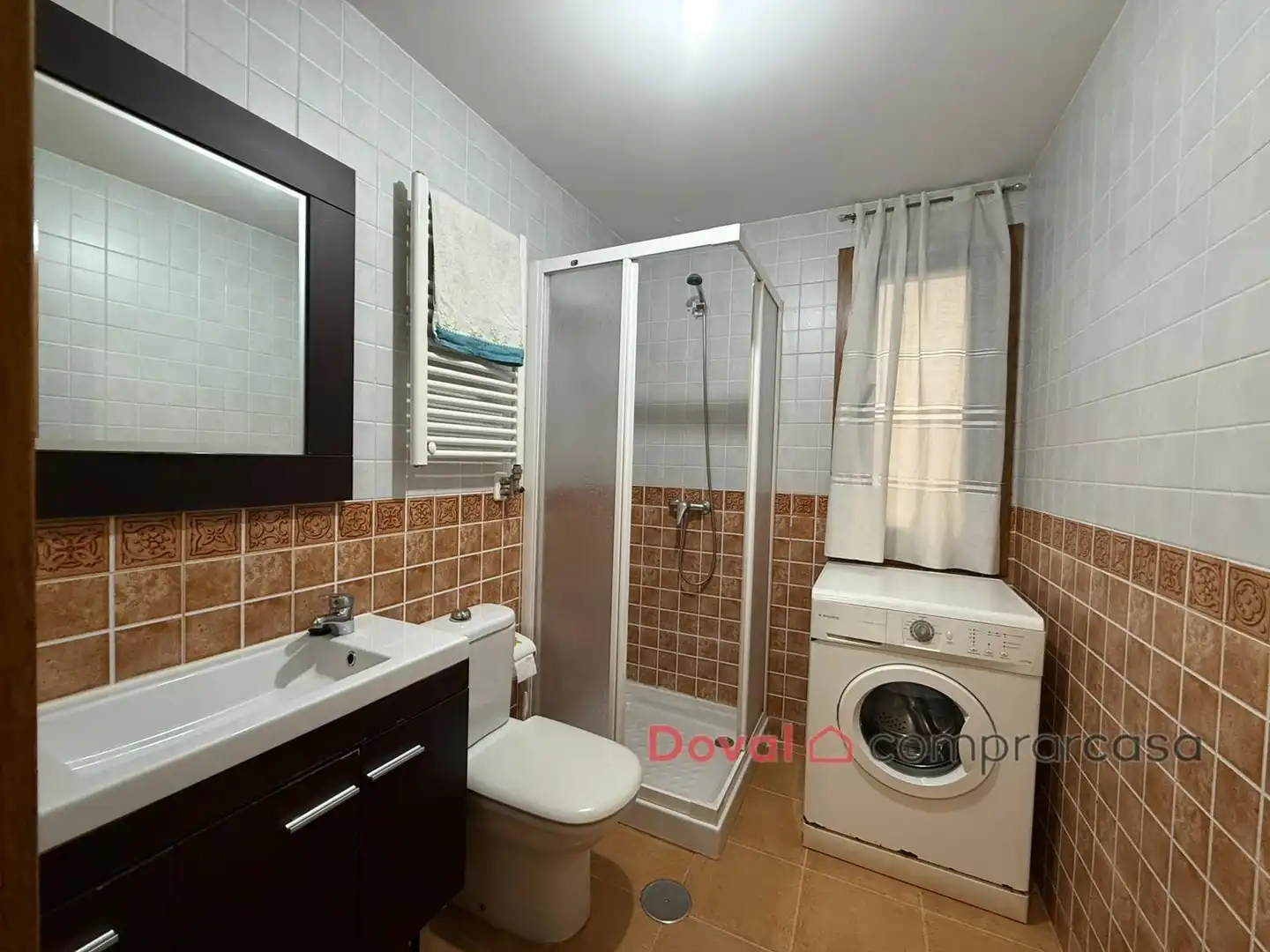 Baño de Piso en venta en Ponteareas con Calefacción, Trastero y Amueblado