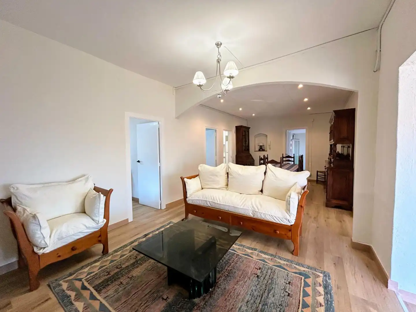 Living room of Flat for rent in Sant Cugat del Vallès  with Private garden, Parquet flooring and Terrace