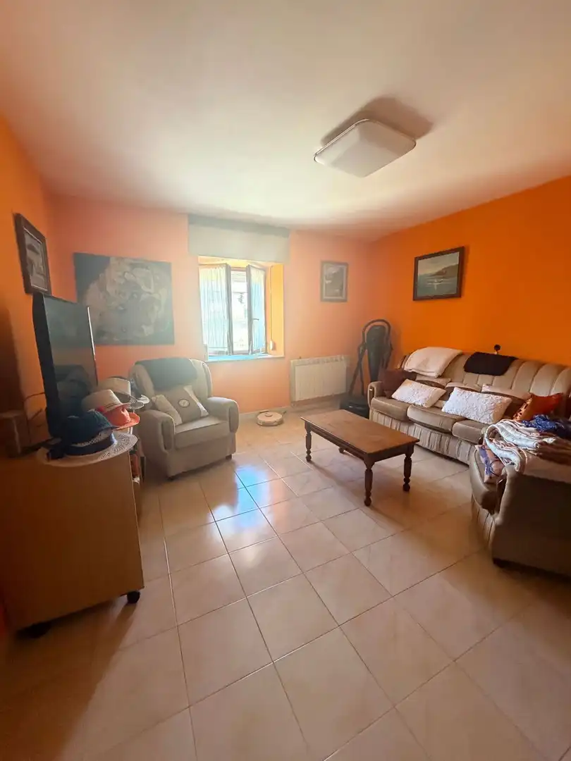 Sala de estar de Casa o chalet en venta en Navia con Calefacción, Terraza y Trastero