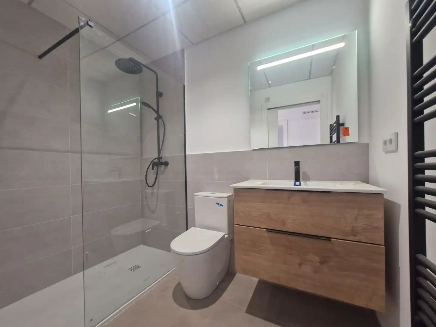 Baño de Piso en venta en La Selva del Camp con Aire acondicionado y Calefacción