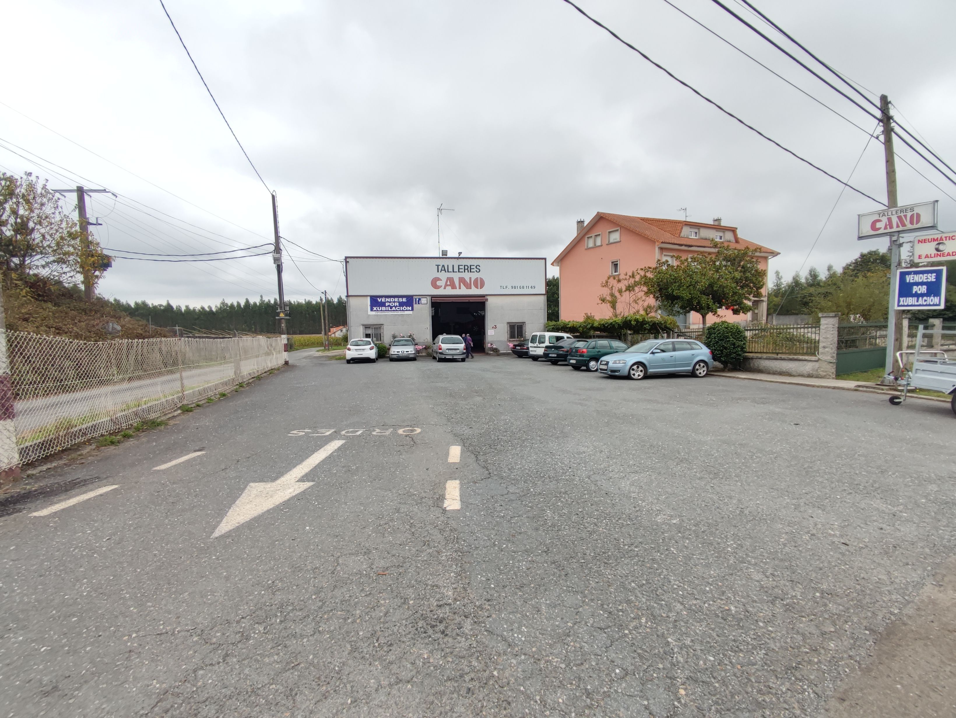 Aparcament de Nau industrial en venda en Ordes