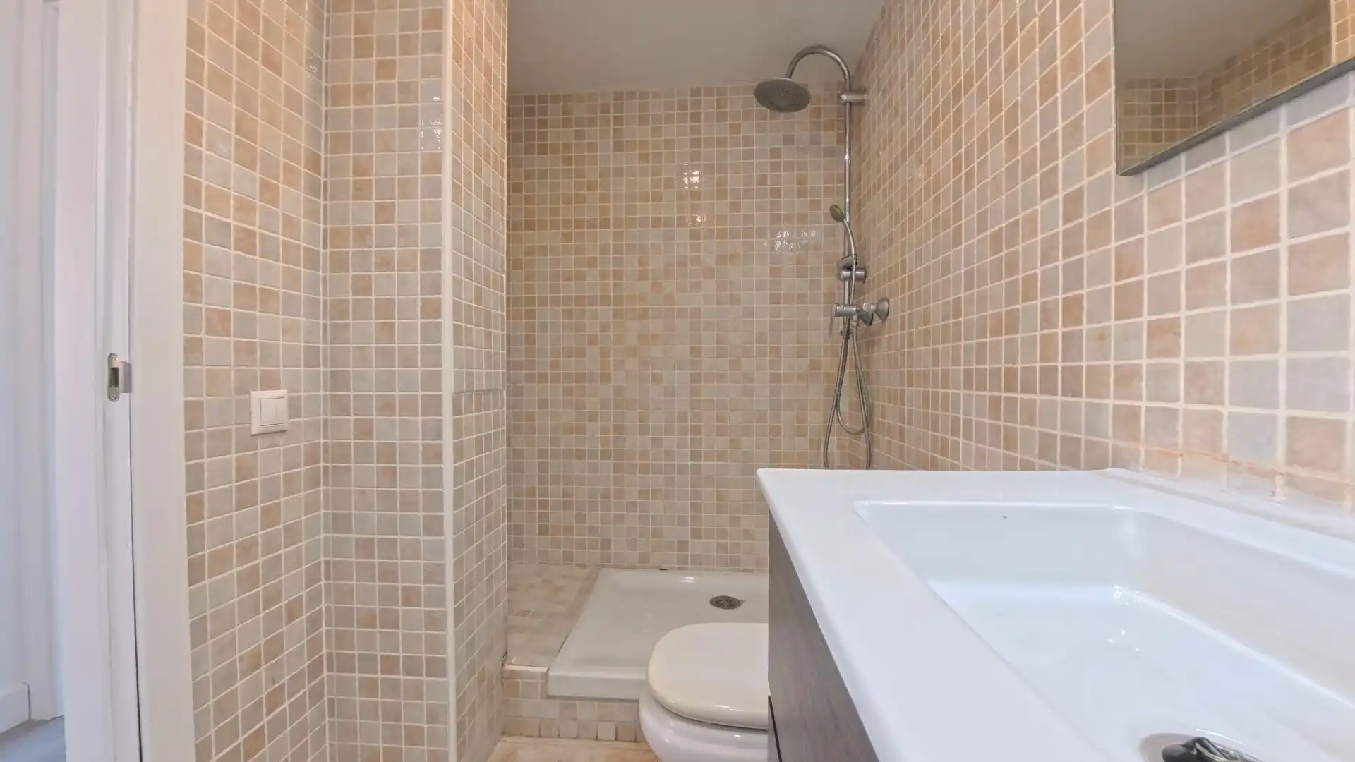 Baño de Ático en venta en Cunit con Aire acondicionado, Parquet y Terraza