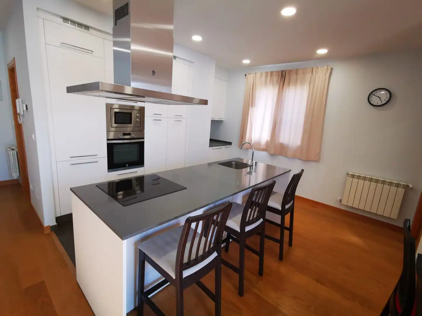 Cocina de Piso de alquiler en Ferrol con Calefacción, Terraza y Trastero