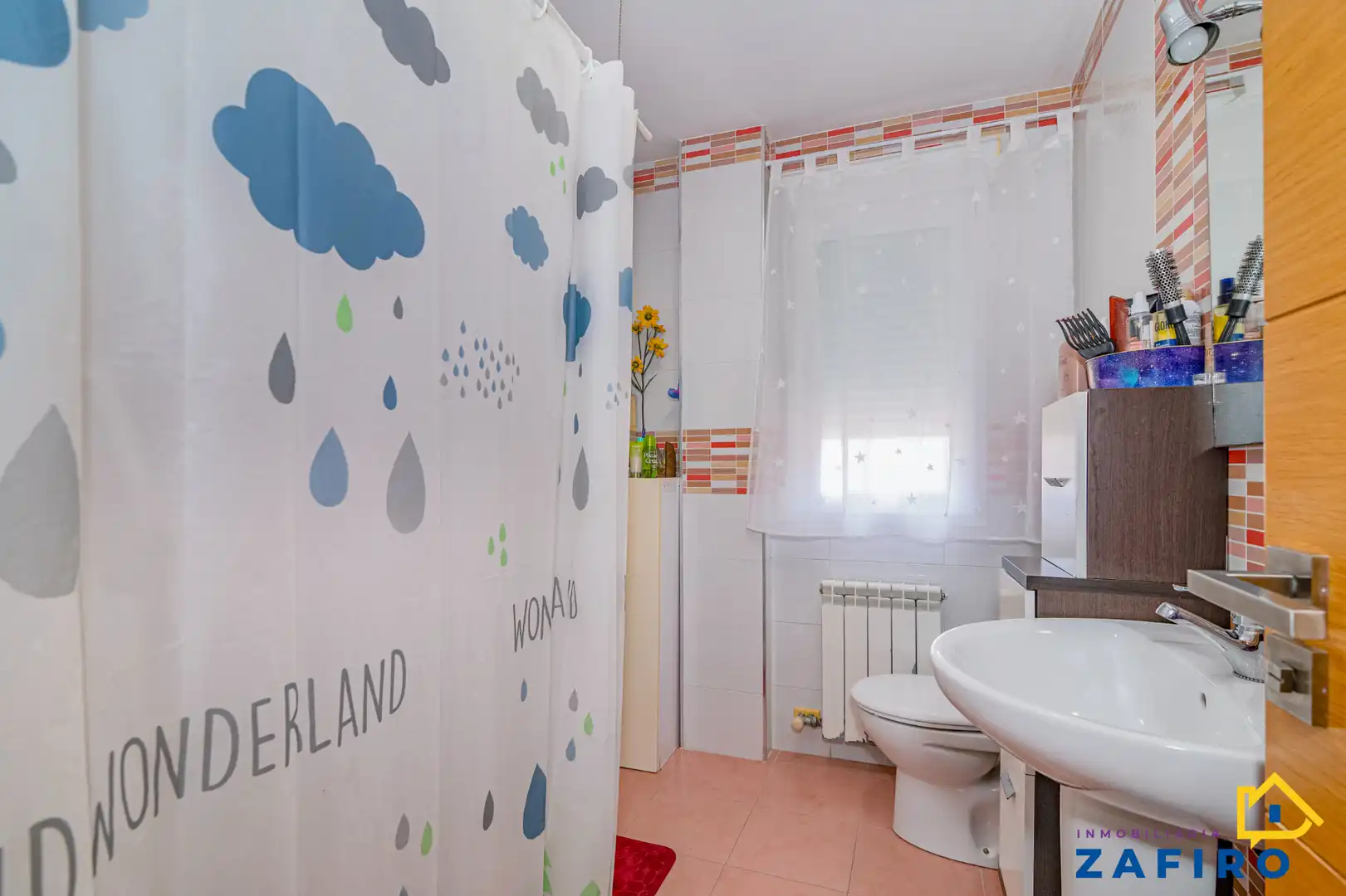 Bathroom of Flat for sale in Armilla  with Heating, Parquet flooring and Storage room