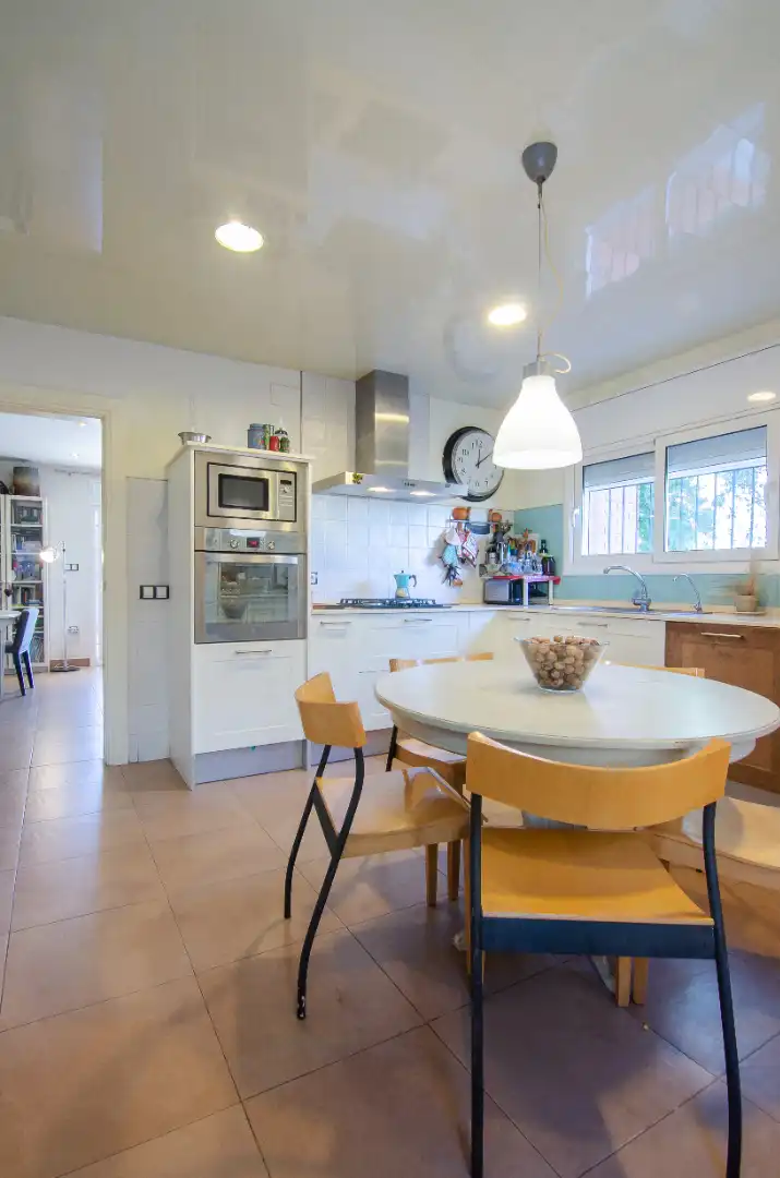 Kitchen of Houses for sale in Santa Eulàlia de Ronçana  with Air Conditioner, Private garden and Terrace