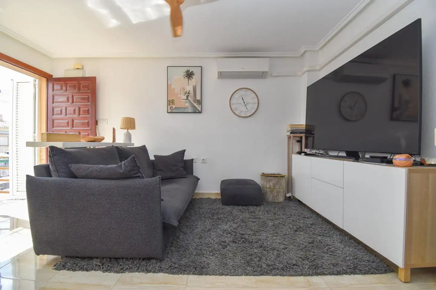 Sala d'estar de Pis en venda en Santa Pola amb Aire condicionat, Jardí privat i Terrassa