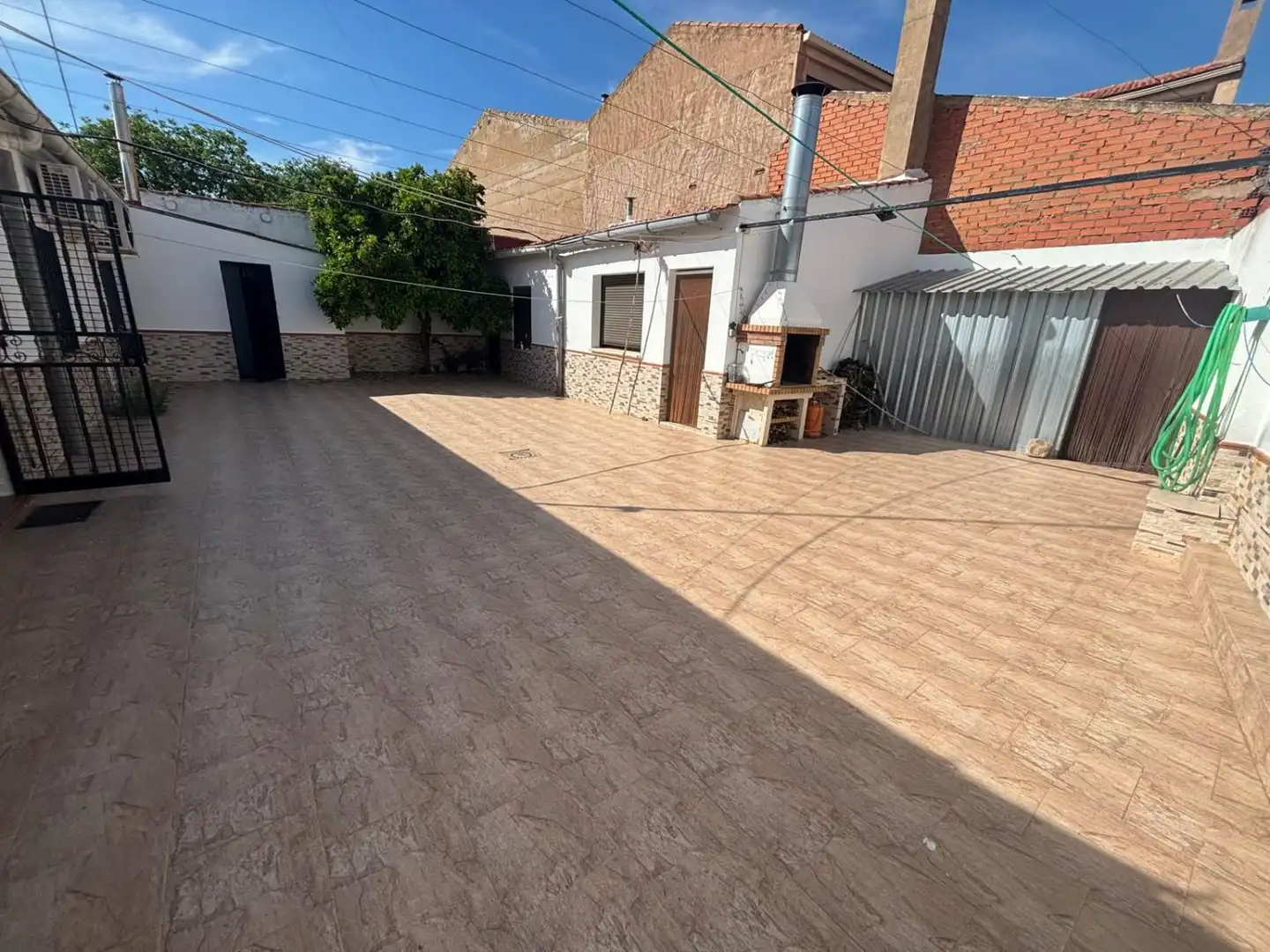 Terrasse von Haus oder Chalet zum Verkauf in Malagón mit Klimaanlage, Heizung und Abstellraum