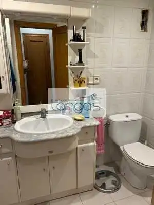 Baño de Piso en venta en Xàtiva con Aire acondicionado, Calefacción y Balcón