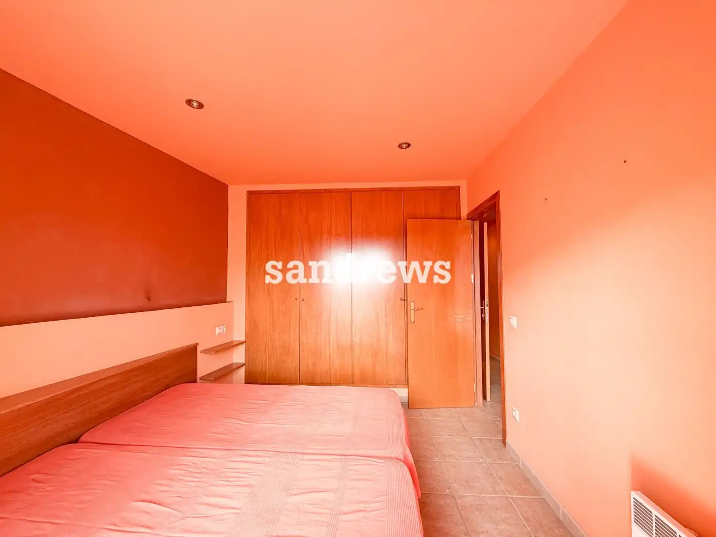 Habitación de Piso en venta en Sant Pere Pescador con Calefacción y Amueblado
