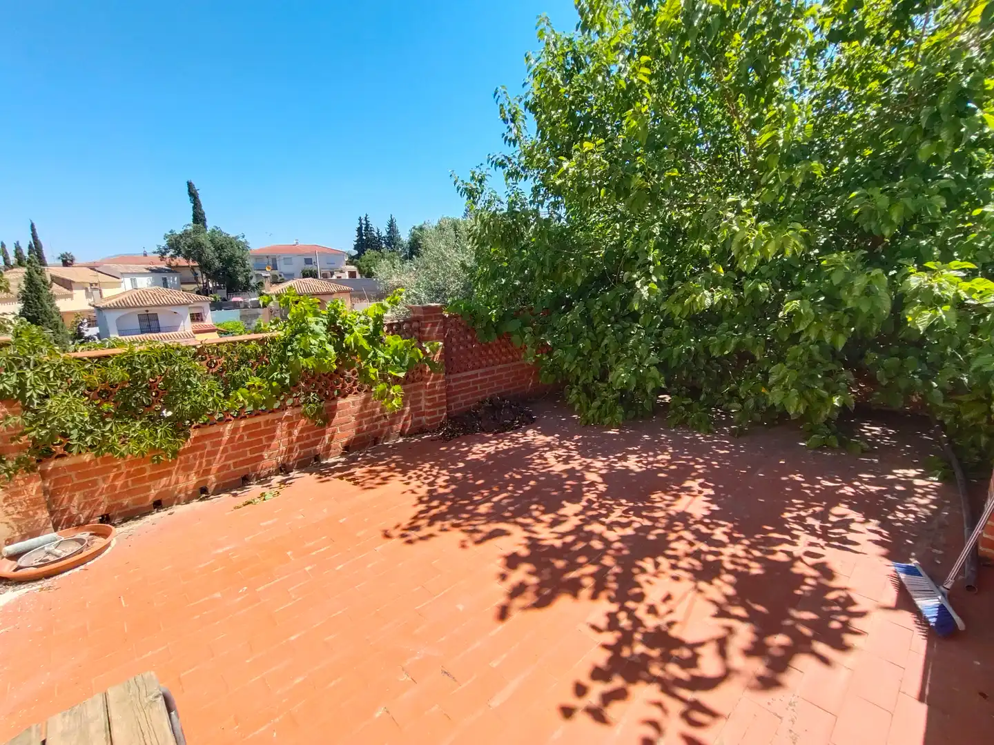 Terrassa de Casa o xalet en venda en La Zubia amb Aire condicionat, Calefacció i Jardí privat