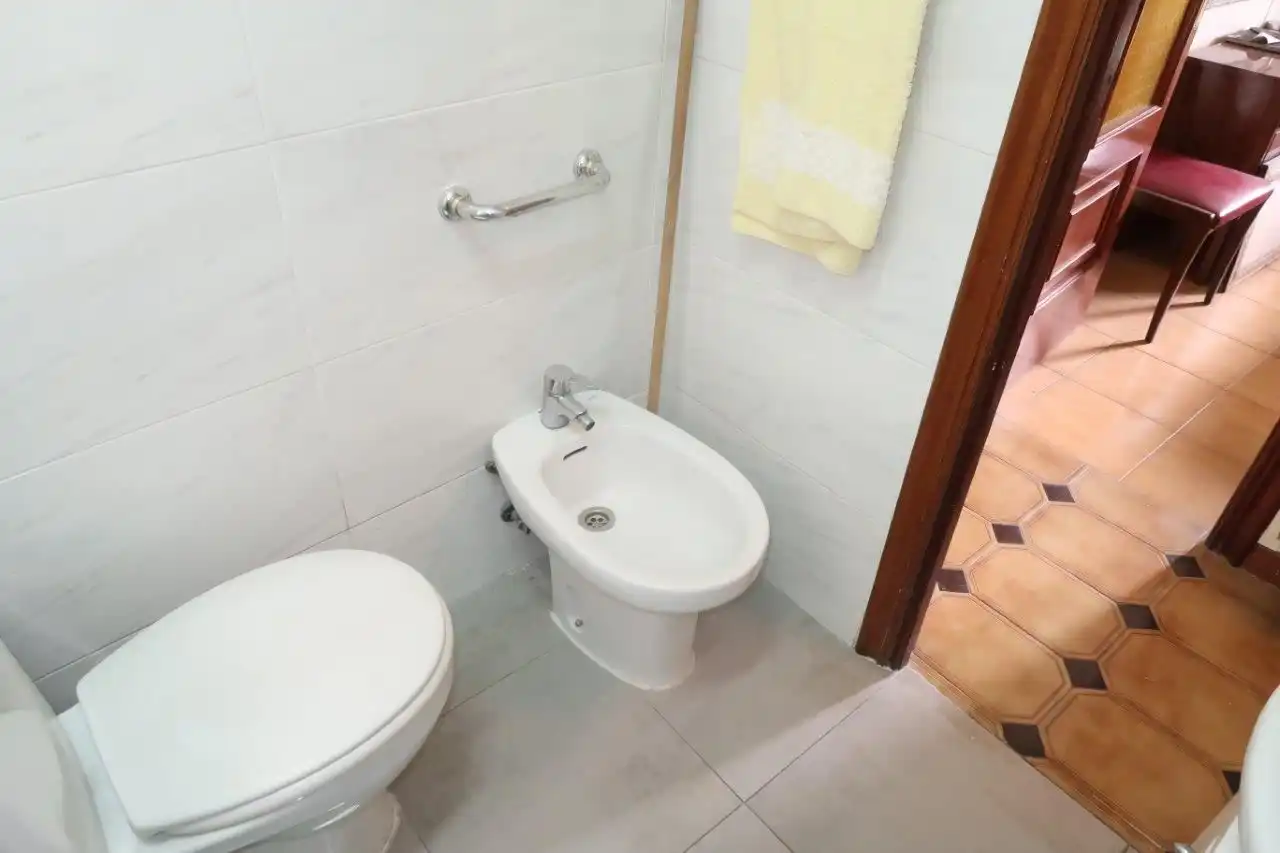 Bathroom of Flat for sale in A Coruña Capital   with Heating and Parquet flooring