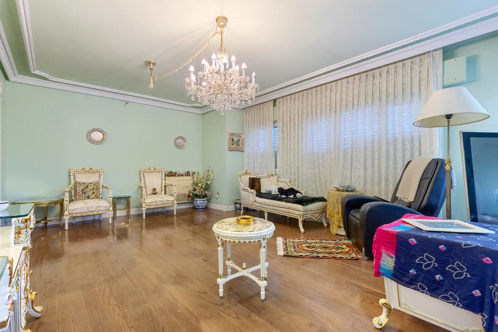 Sala de estar de Casa o chalet en venta en Villalbilla con Aire acondicionado, Calefacción y Jardín privado