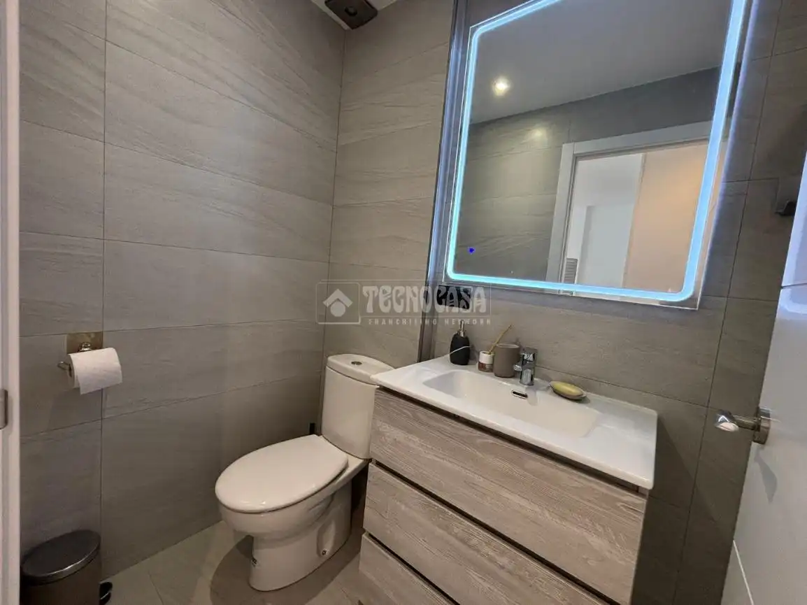 Local comercial en venta en Zona de la Vega, imagen 4