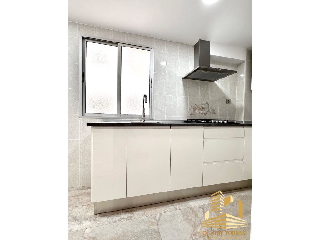 Kitchen of Flat for sale in  Valencia Capital