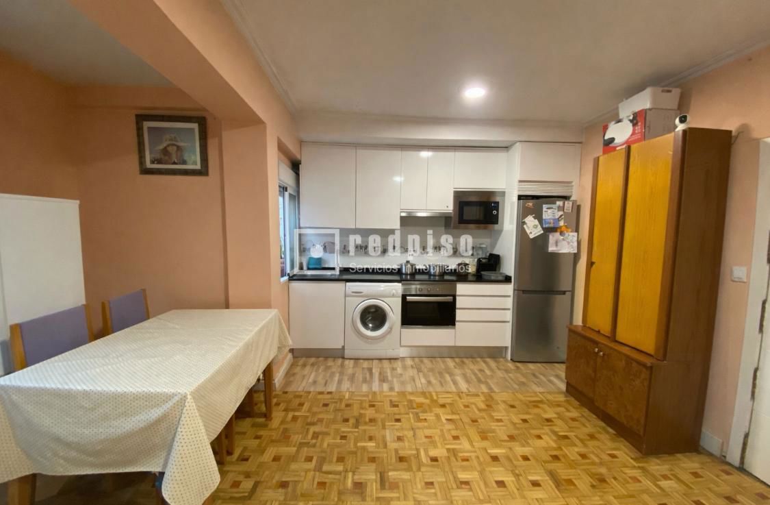 Cocina de Piso en venta en  Madrid Capital