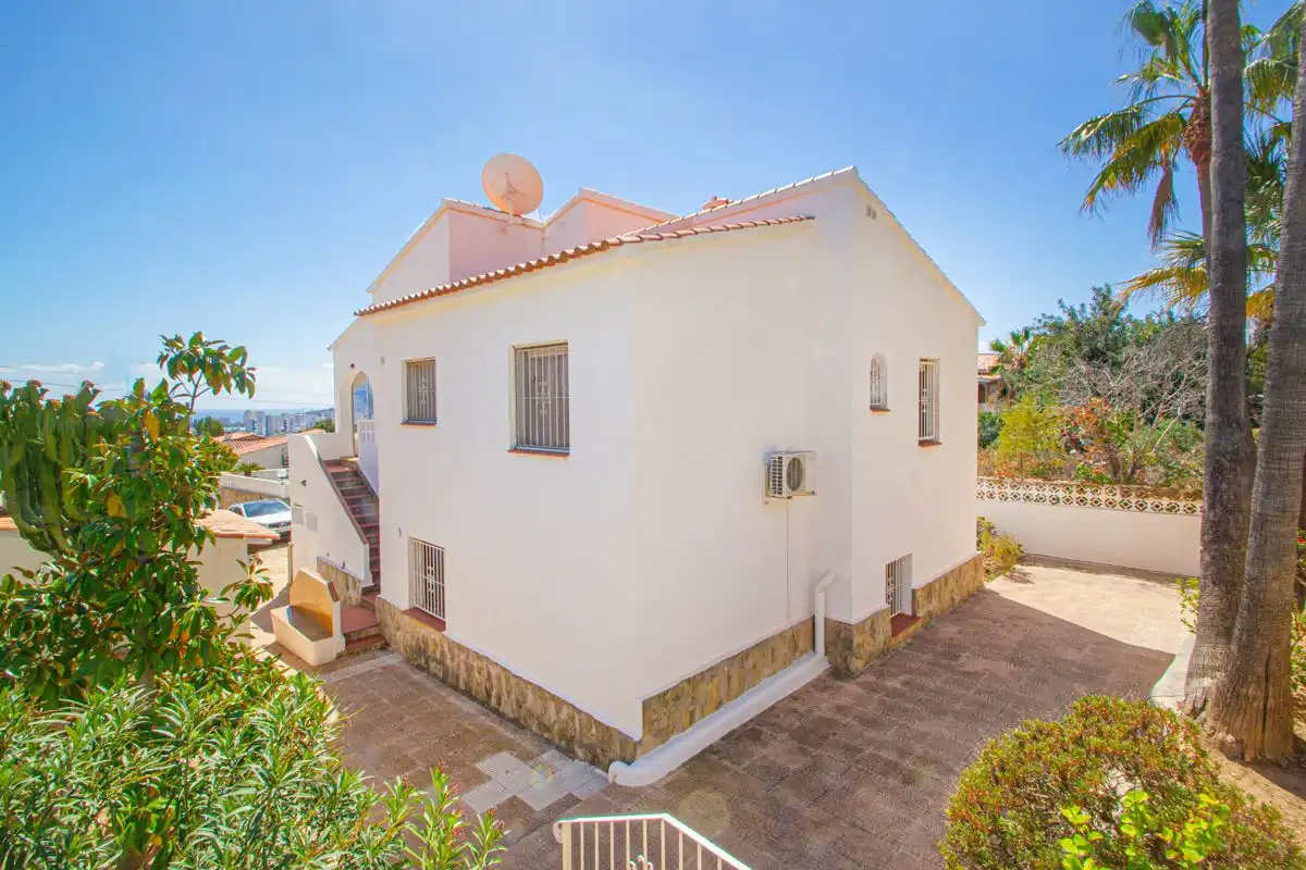 Exterior view of Houses for sale in Calpe / Calp  with Air Conditioner, Heating and Private garden