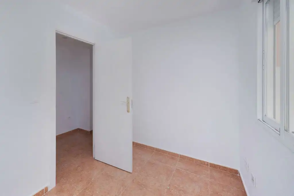 Flat for sale in Urb Colonia Santa Isabel - Res San Antonio -, Haygon - Universidad