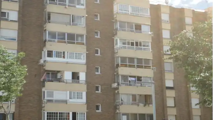 Piso con ascensor en venta en Av Doctor Fleming