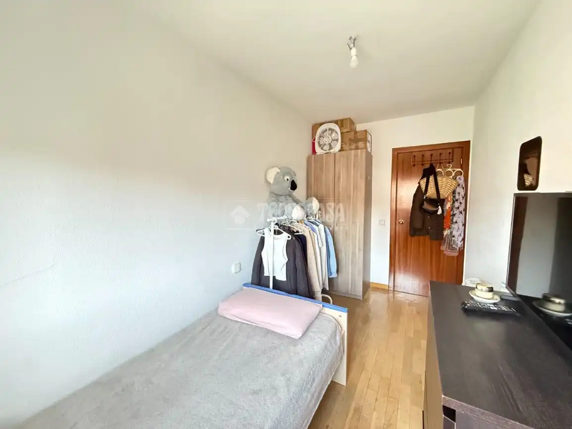 Habitación de Piso en venta en Madrid con Aire acondicionado y Calefacción