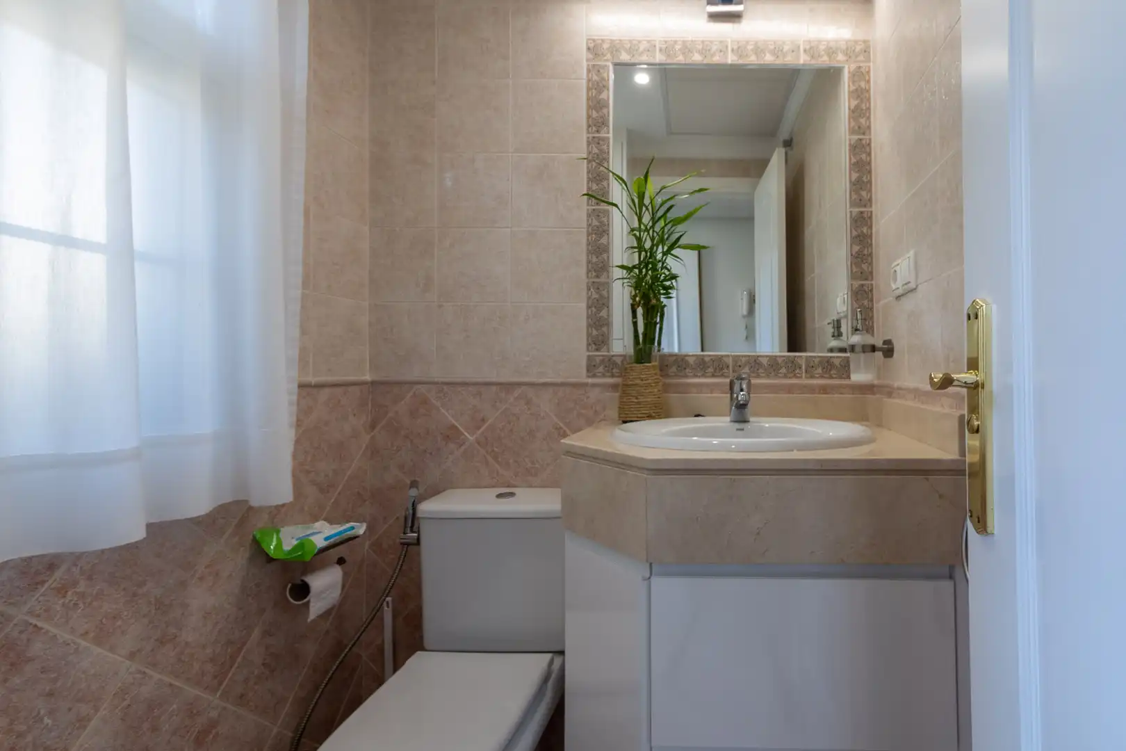 Adosado con piscina en venta en Calahonda, imagen 4